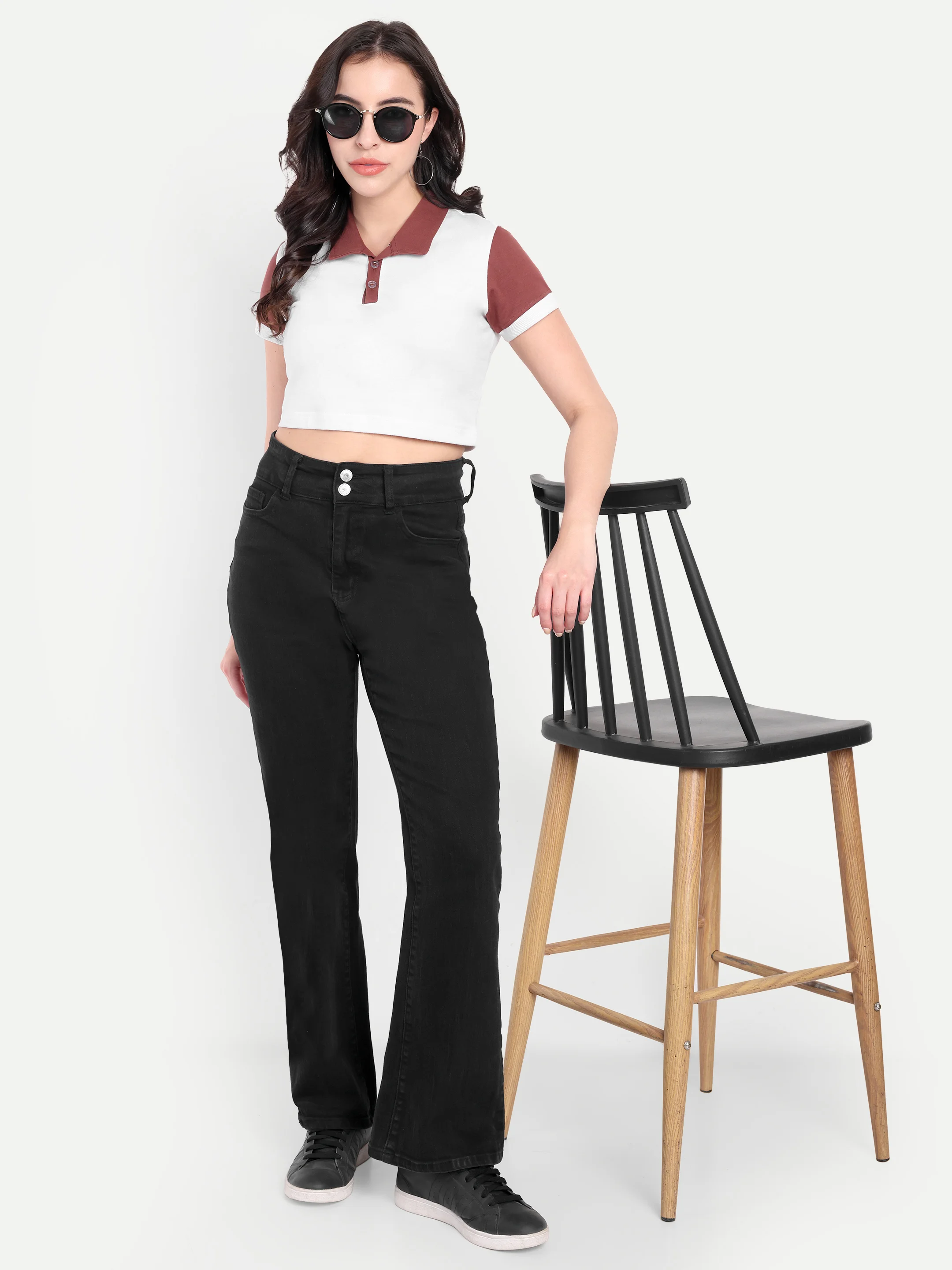 ecomm female shoot
